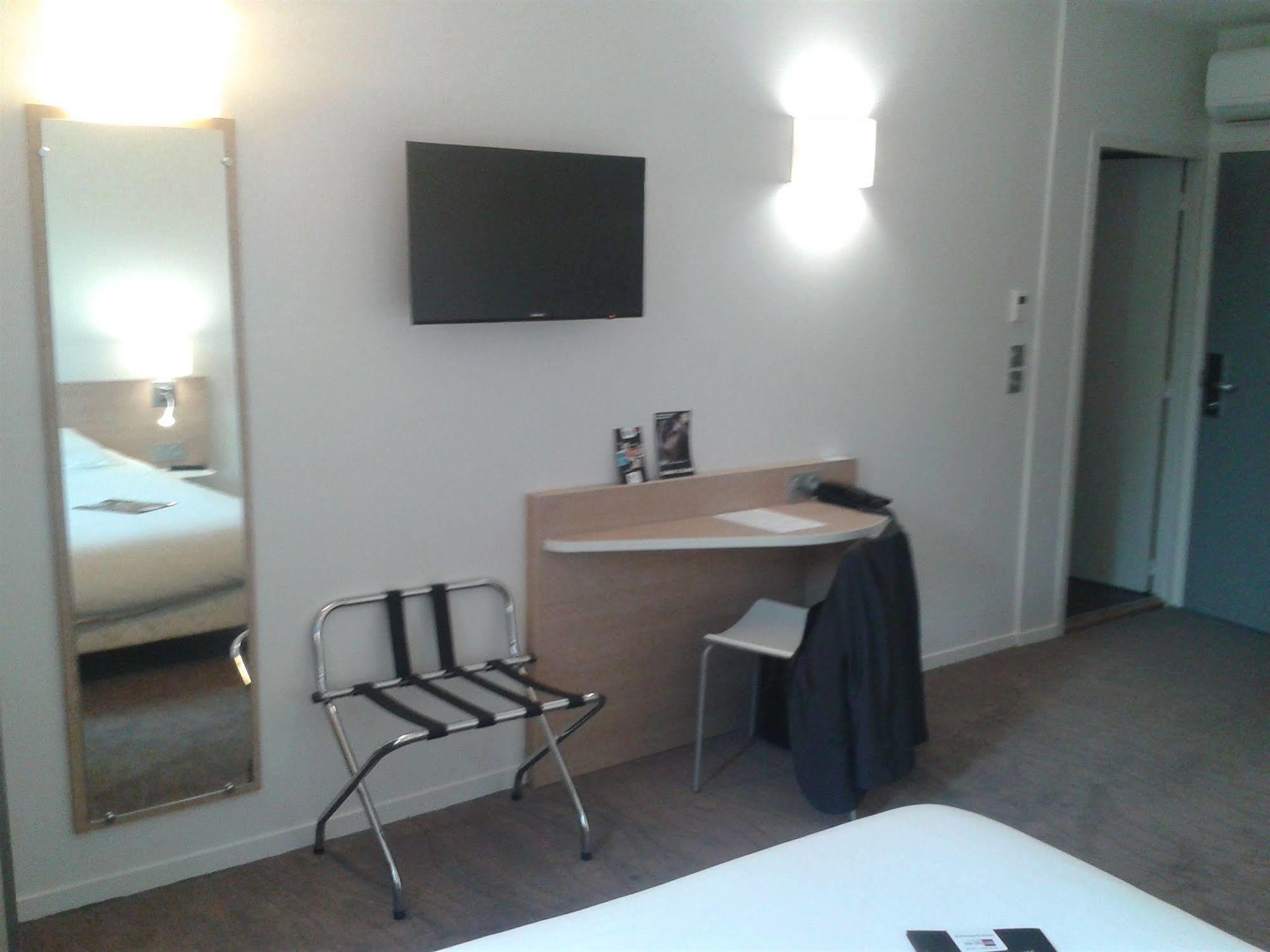 Brit Hotel Macon Centre Gare Dış mekan fotoğraf