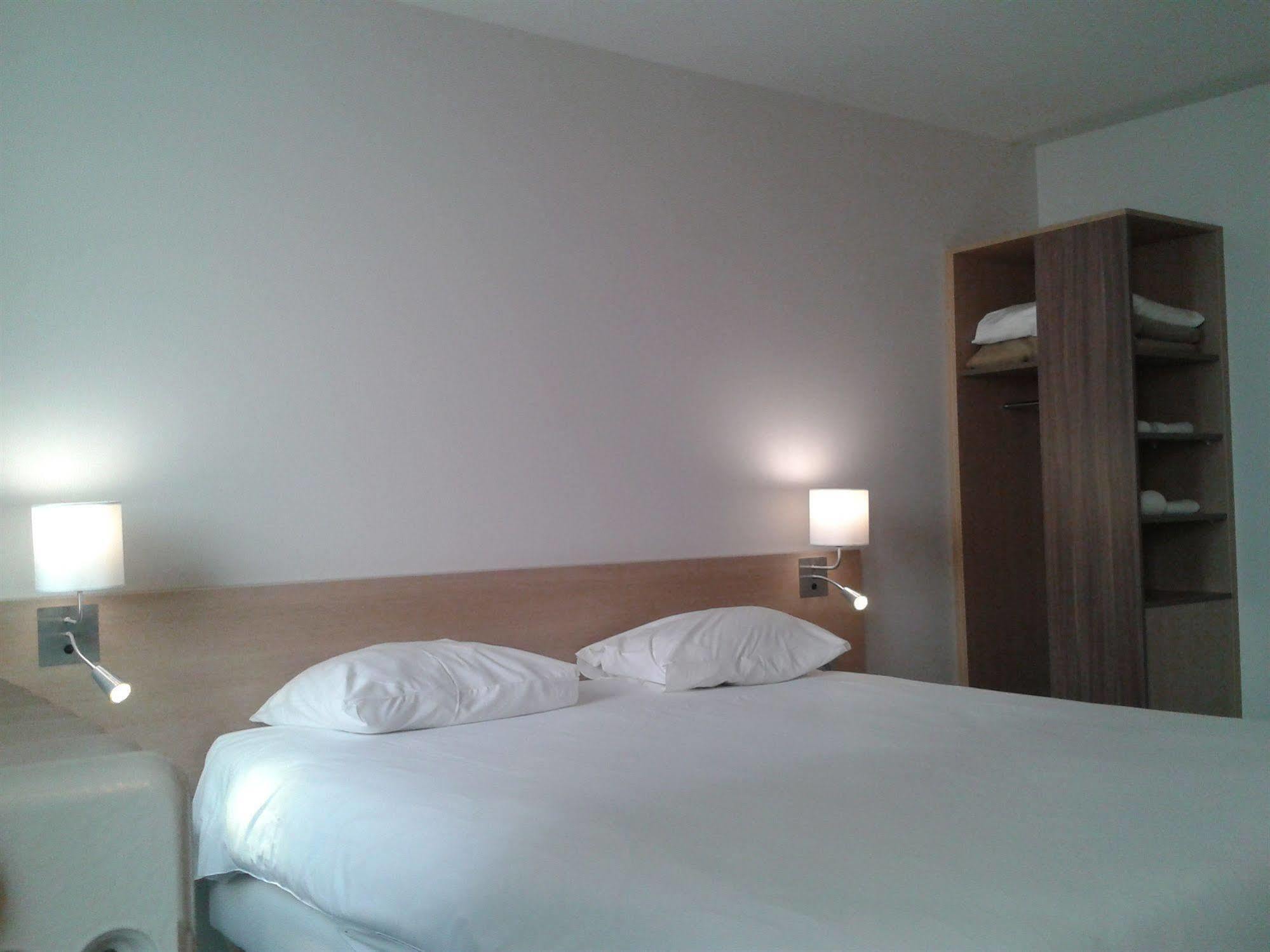 Brit Hotel Macon Centre Gare Dış mekan fotoğraf